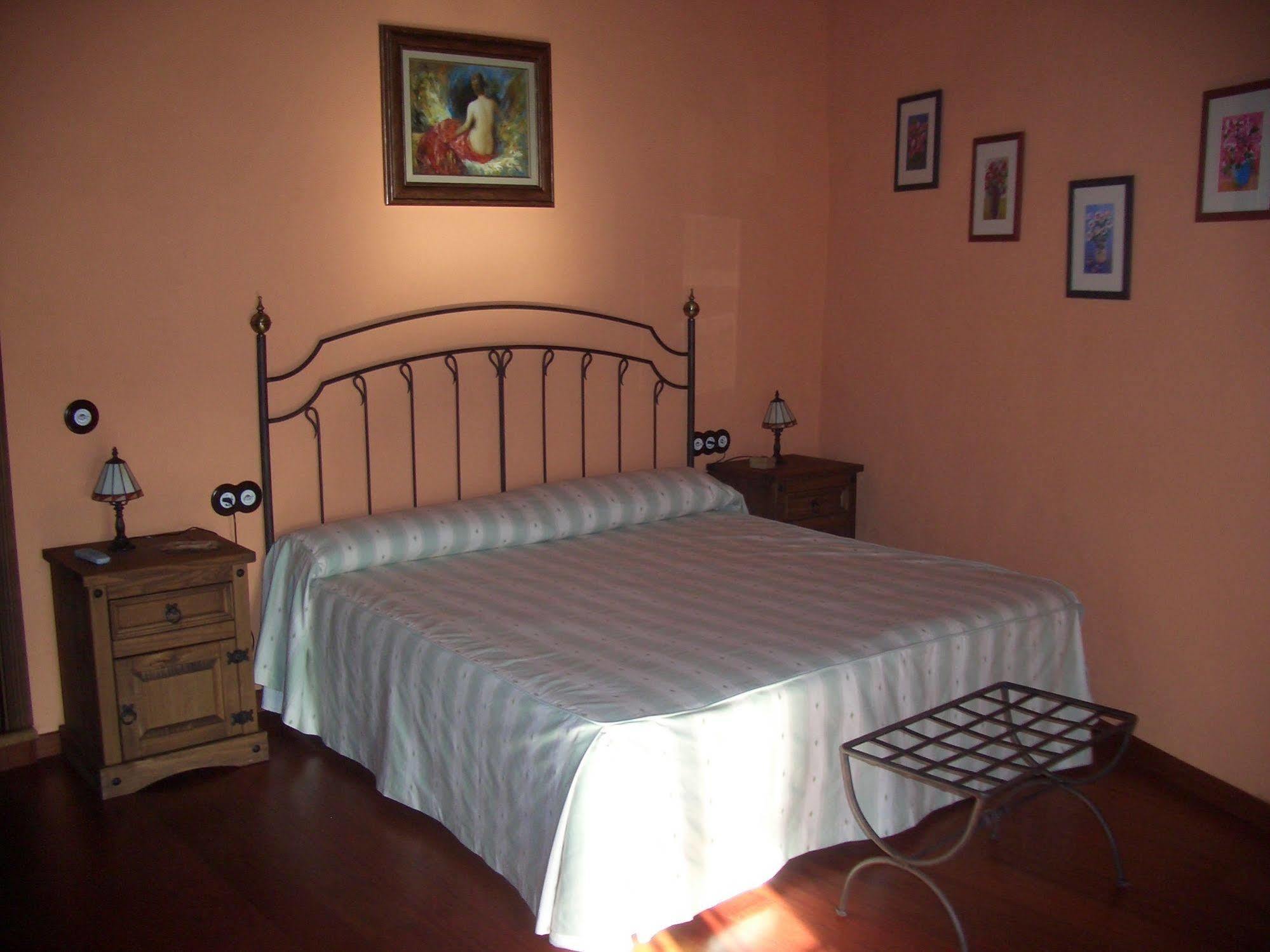 Hotel Rural La Fontanilla 夫雷赫纳尔德拉谢拉 外观 照片
